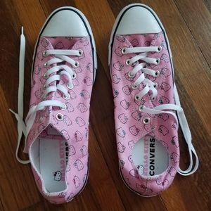 Hello Kitty Converse